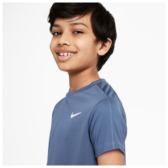 NikeCourt Παιδική κοντομάνικη μπλούζα Dri-FIT Victory NikeCourt Παιδική κοντομάνικη μπλούζα Dri-FIT Victory
